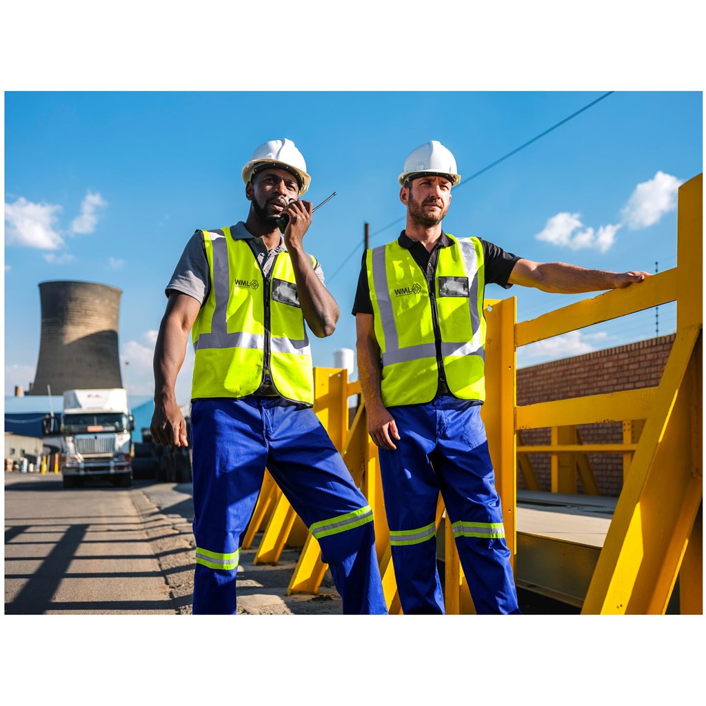 ALT-11131-RB-LIFESTYLE01-LOGO