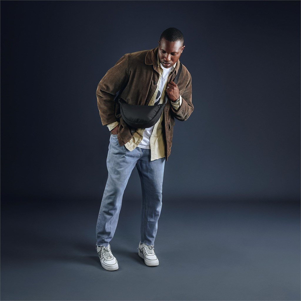 BG-SD-437-B-LIFESTYLE-28-NO-LOGO