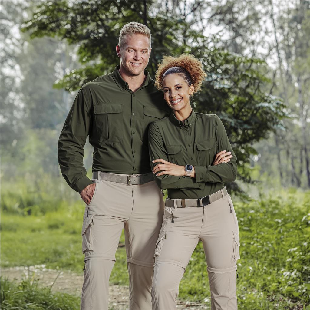 CW-UT-201-A-LIFESTYLE-02-NO-LOGO