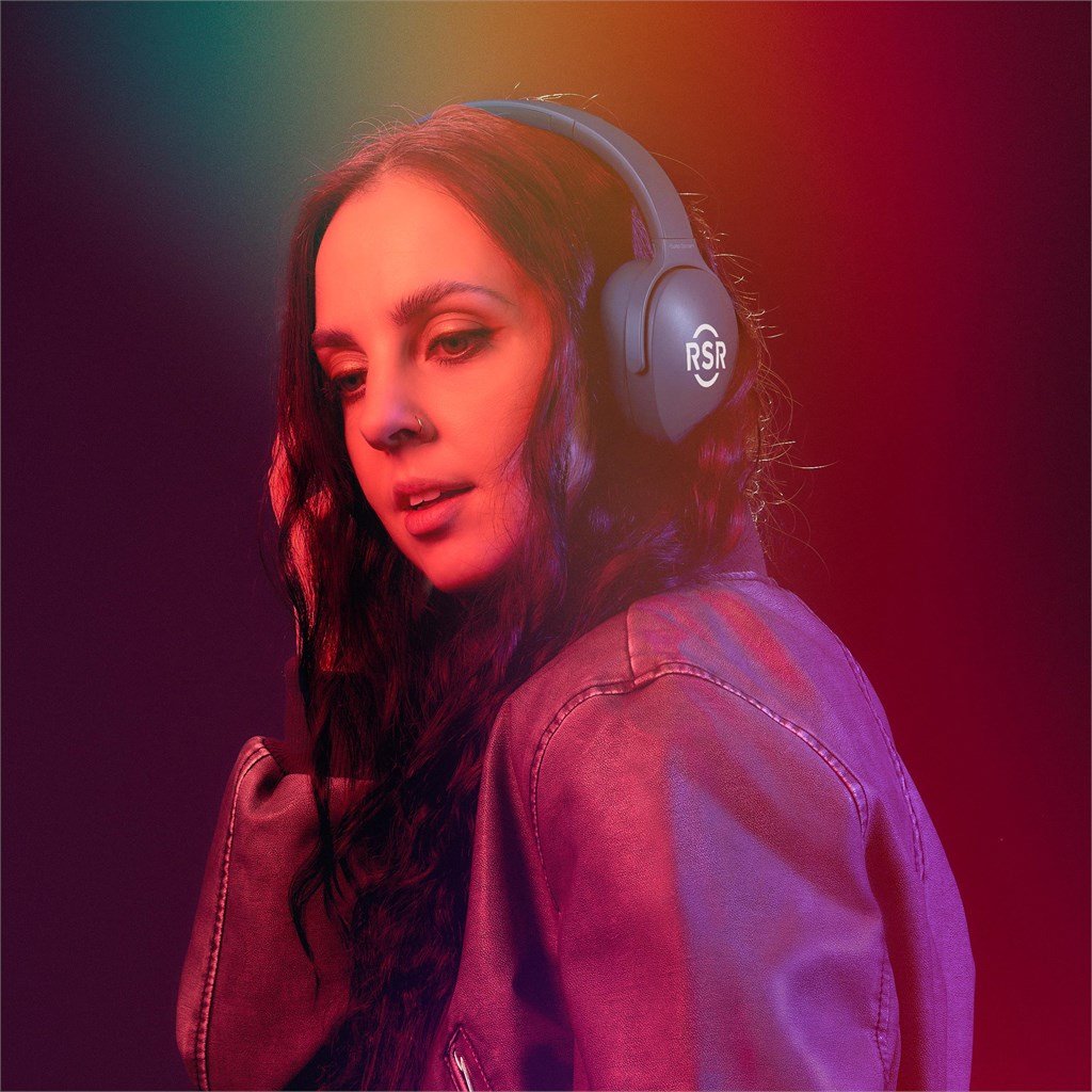 MT-SC-461-B-GY-LIFESTYLE-03